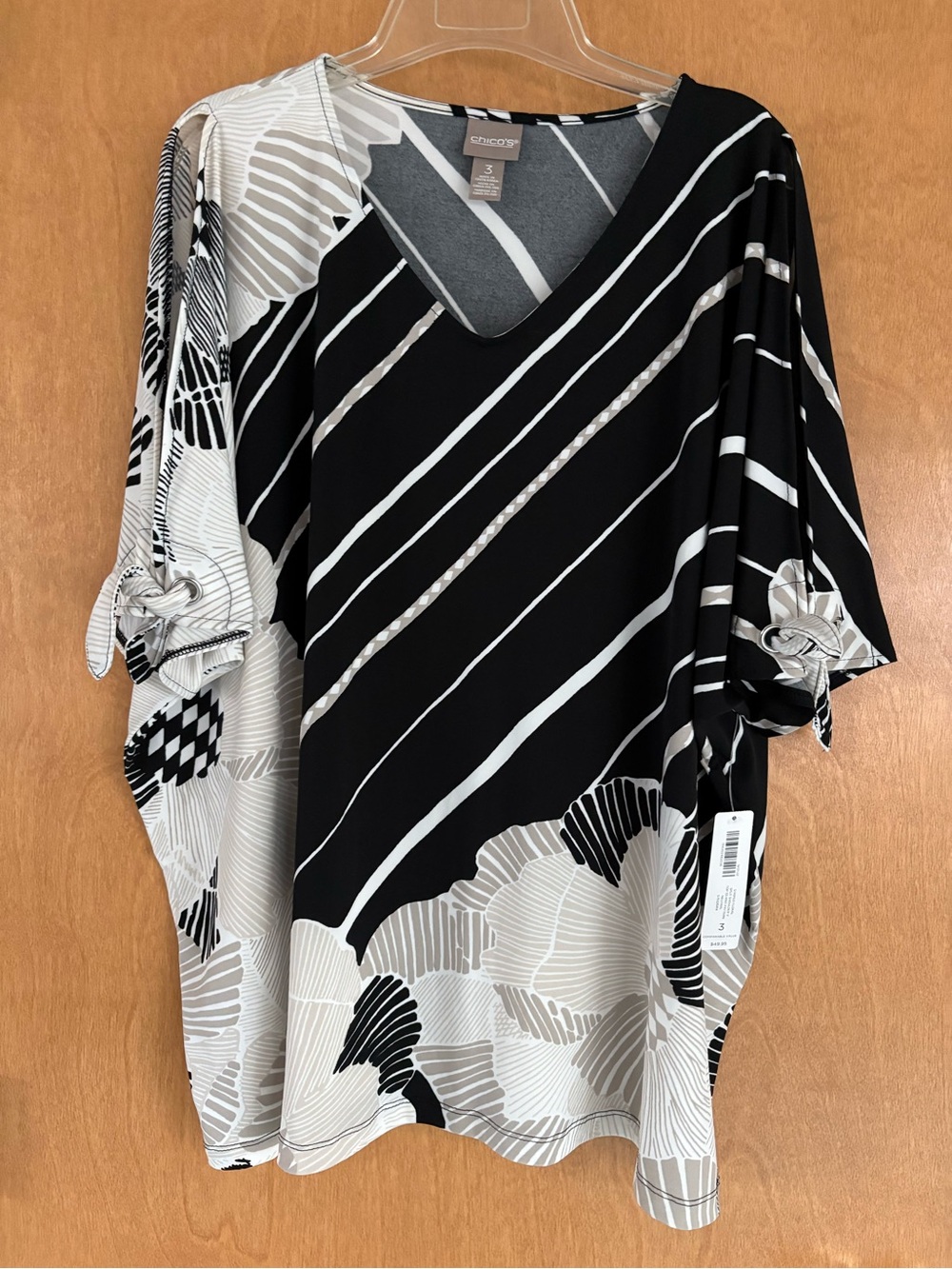 NWT Women’s Chico's Mixed-Print V-Neck Tunic Size 16
